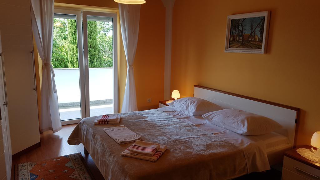 Ferienwohnung Mariva Dramalj Exterior foto