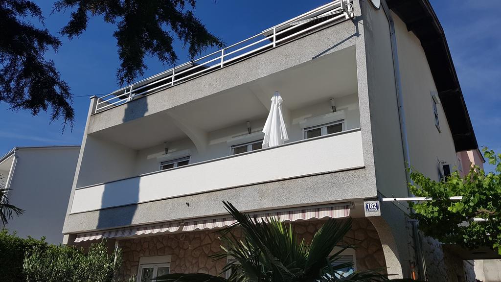 Ferienwohnung Mariva Dramalj Exterior foto